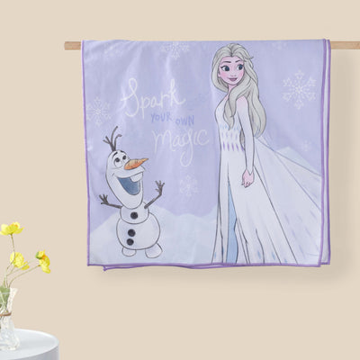 Disney Frozen Collection 2.0 Kids＇ Hooded Bath Towel