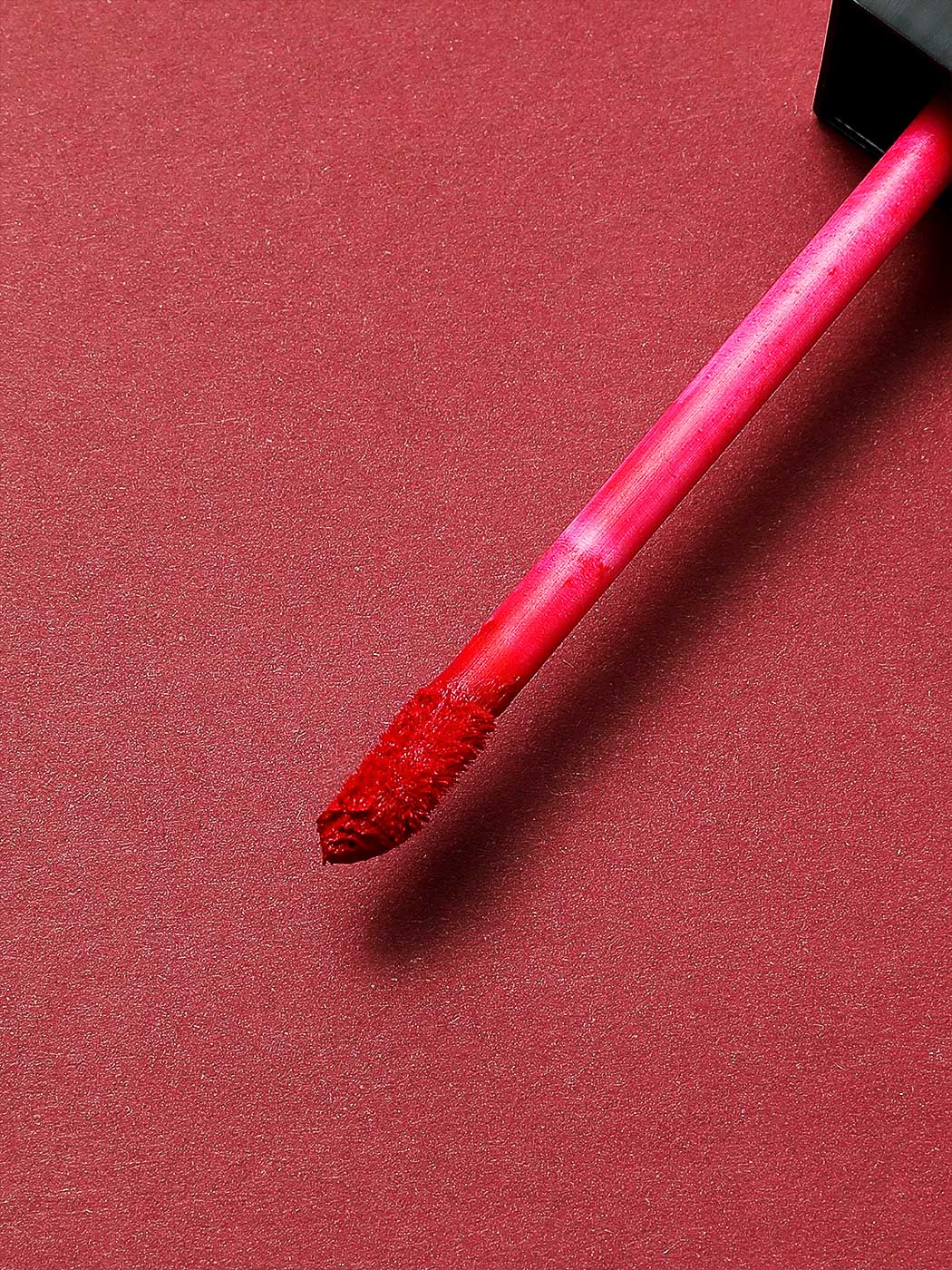 MINISO LOCK IT ON MATTE LIQUID LIPSTICK (01 CHERRY)