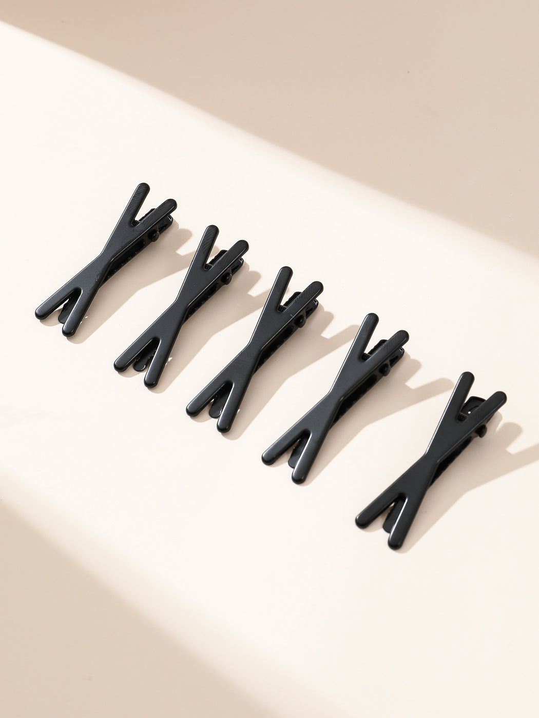 4.5CM X-shaped Rubber Painted Hair Clip 10pcs (Black)