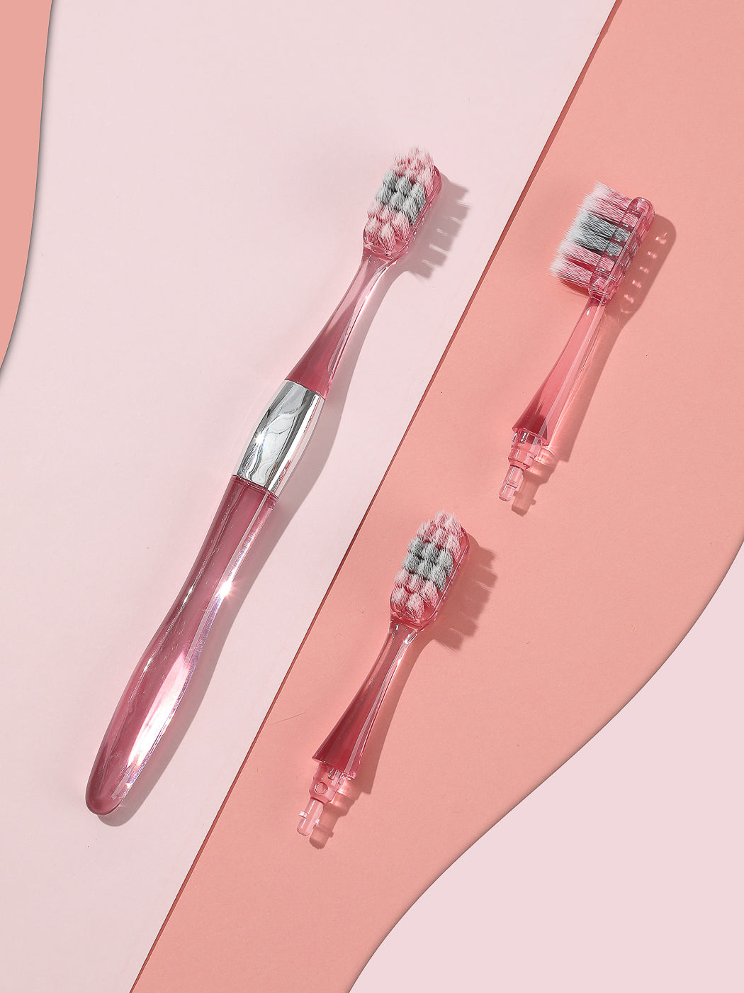 Toothbrush with Replaceable Heads (1 Handle & 3 Heads)