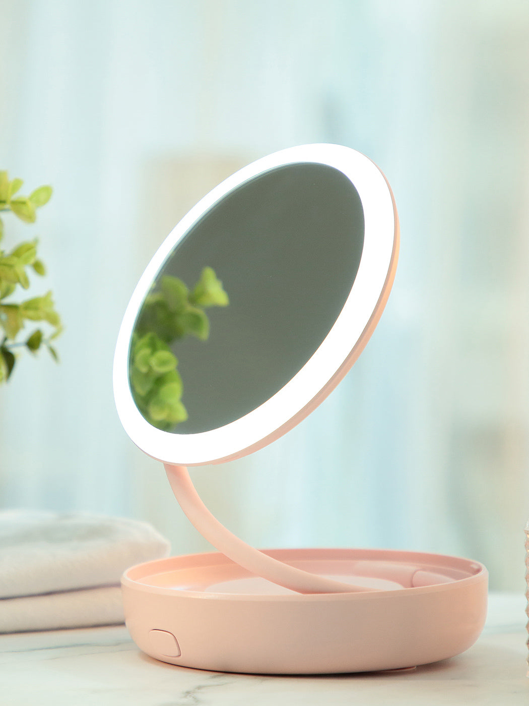 360° Rotating LED Table Mirror