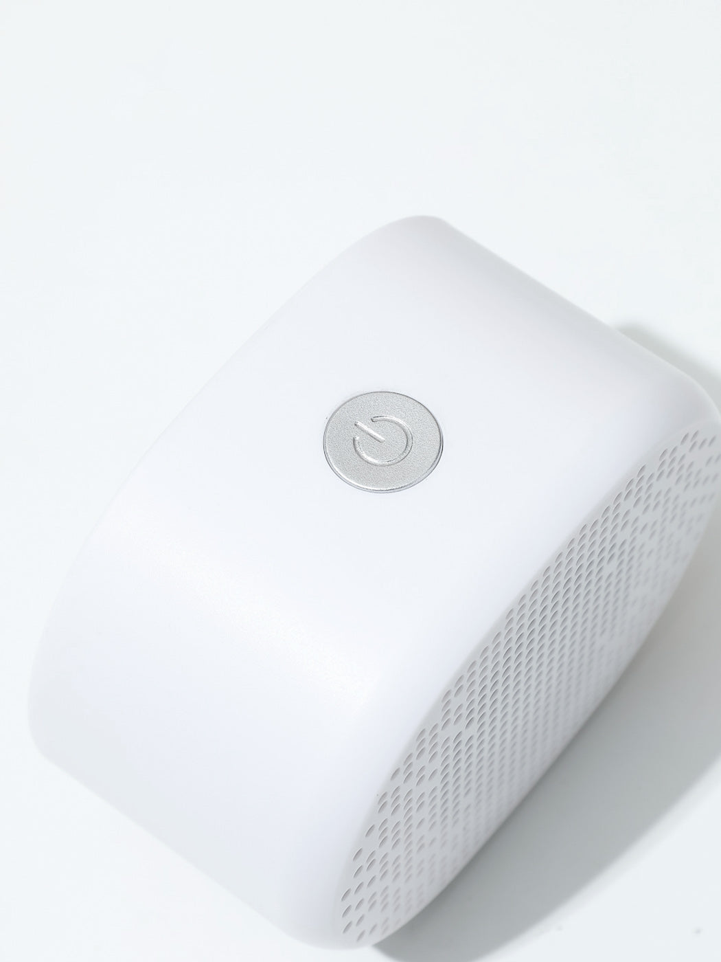 3W Wireless Speaker with Single Loudspeaker Model: LT-02 (White)