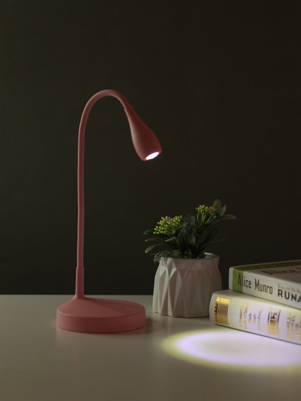 1200mAh Table Lamp Model: CJD2102A(Pink)