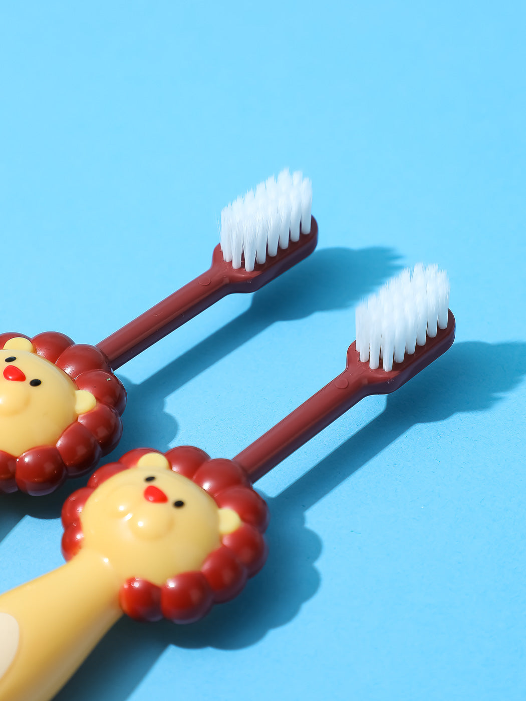 Little Lion Soft Bristles Toothbrushes For Kids (2 pcs)