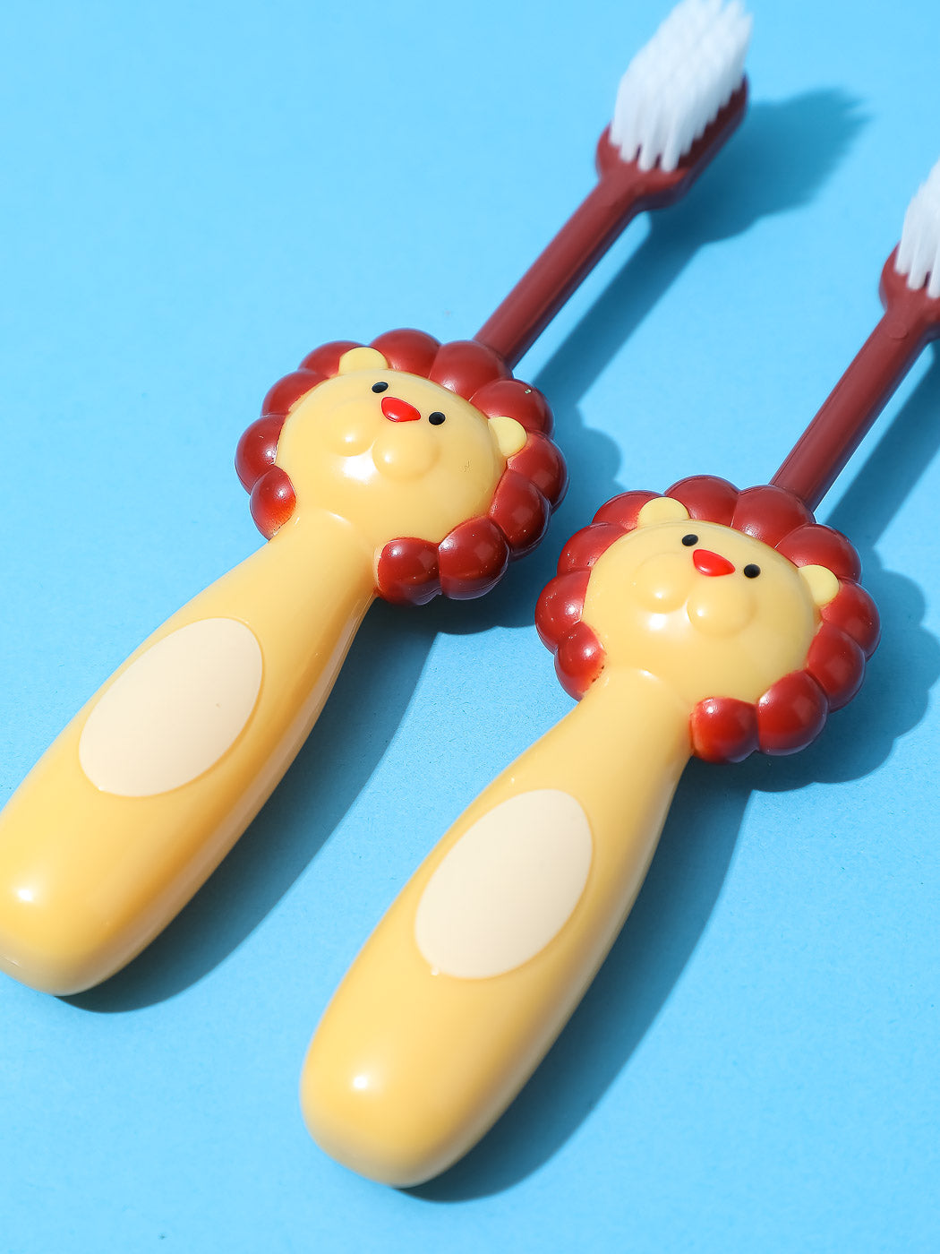 Little Lion Soft Bristles Toothbrushes For Kids (2 pcs)