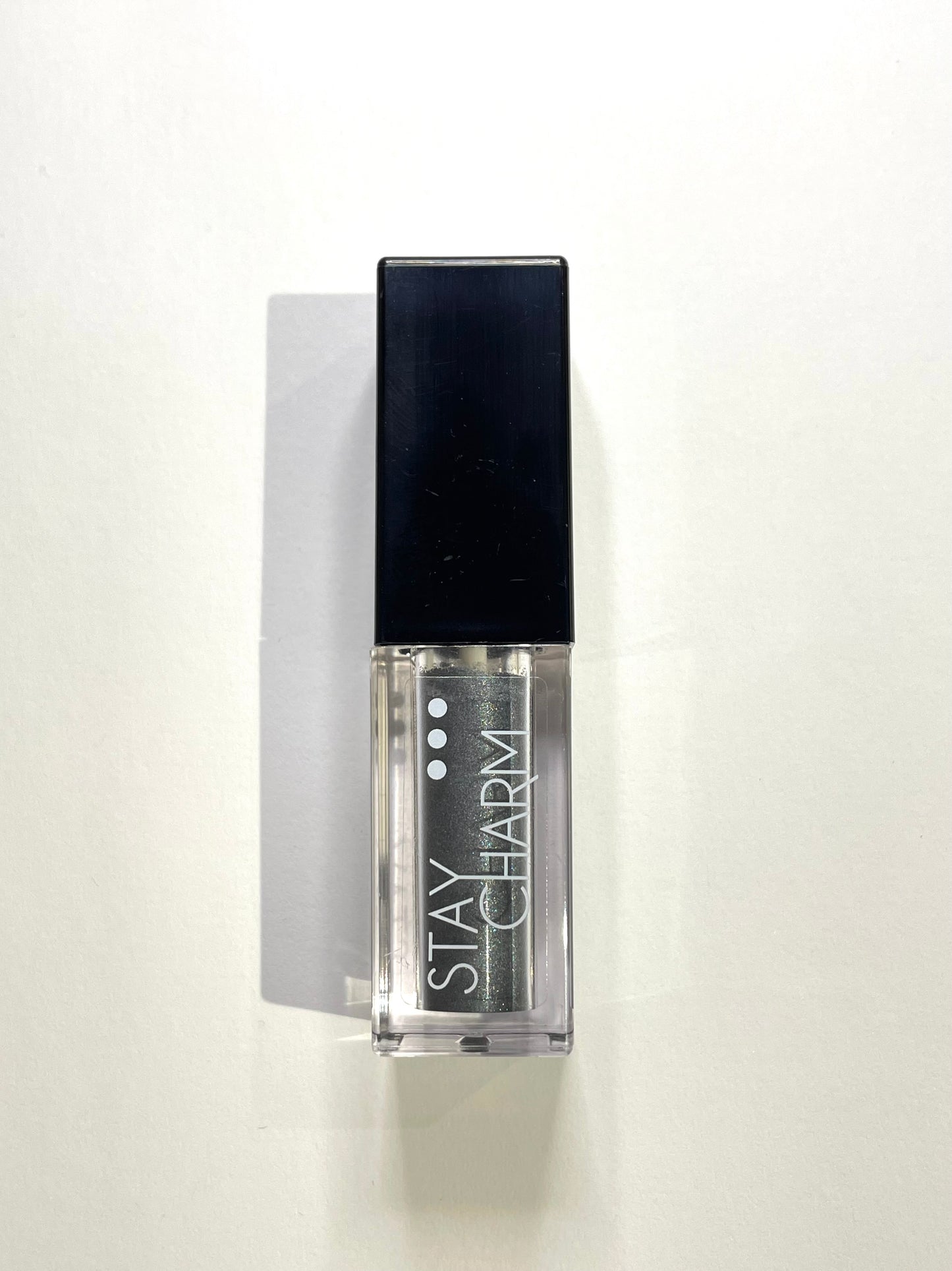 Stay Charm Liquid Eyeshadow(01 Grey)