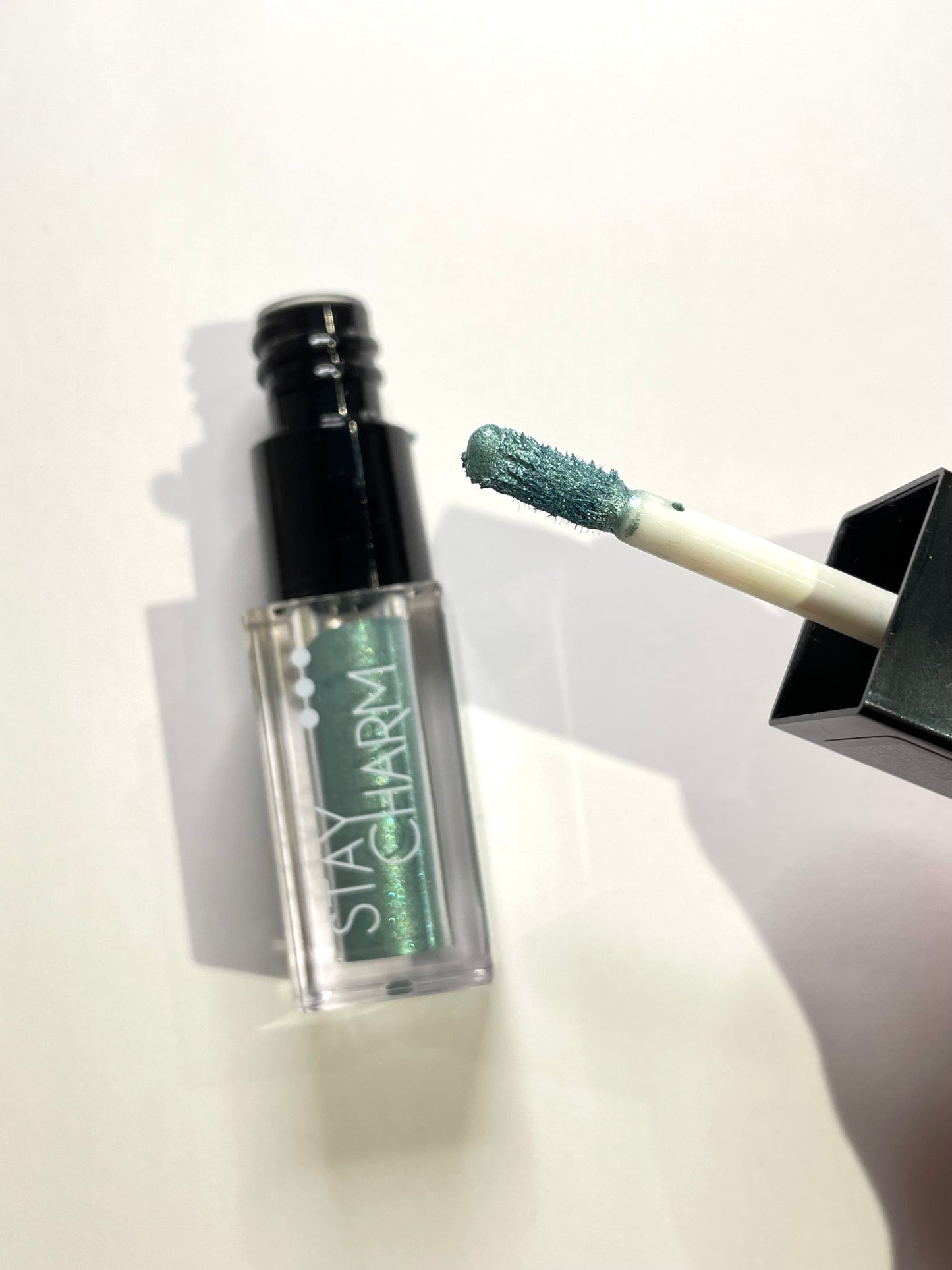 Stay Charm Liquid Eyeshadow(02 Green)