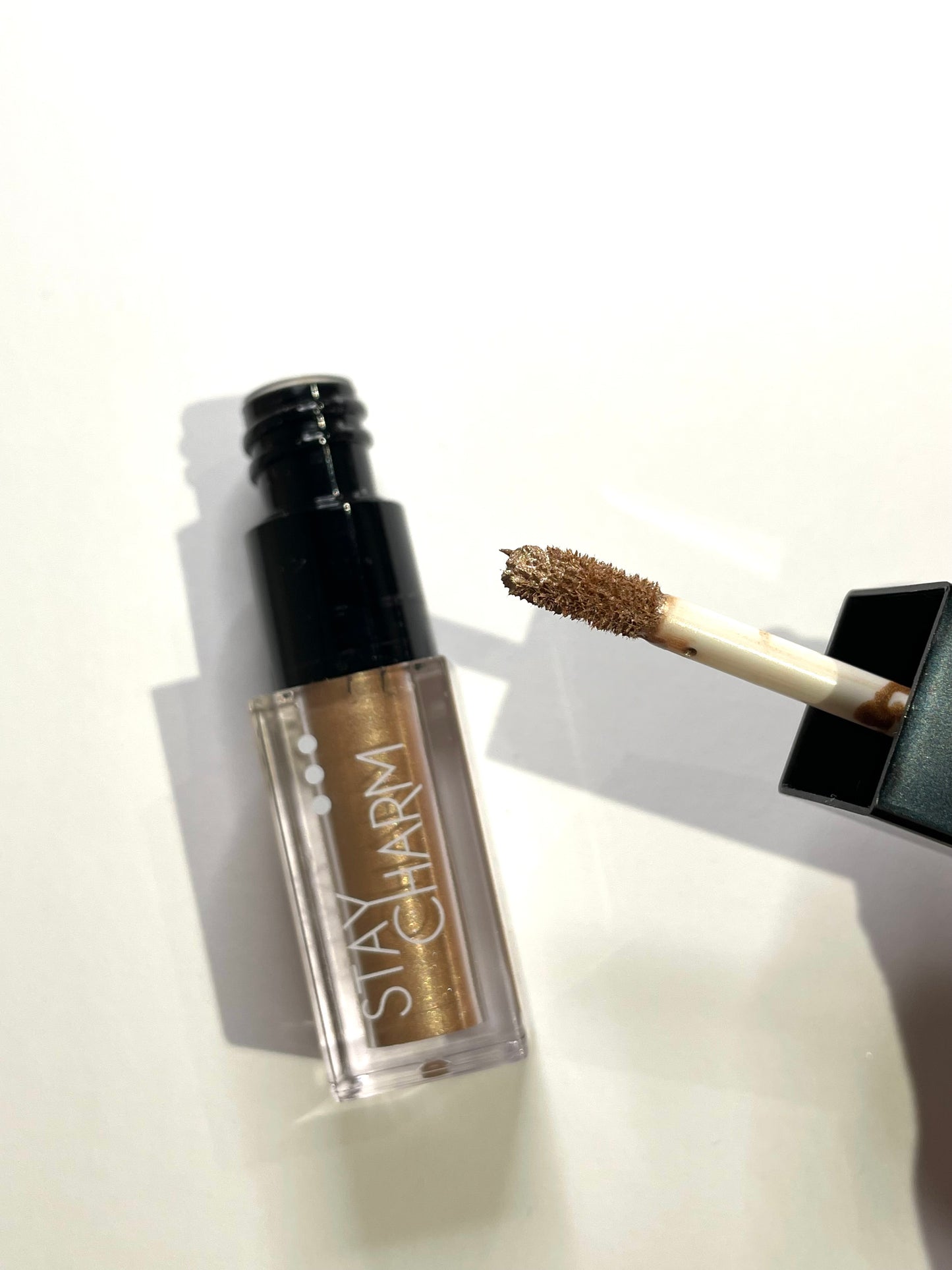 Stay Charm Liquid Eyeshadow(03 Beige)