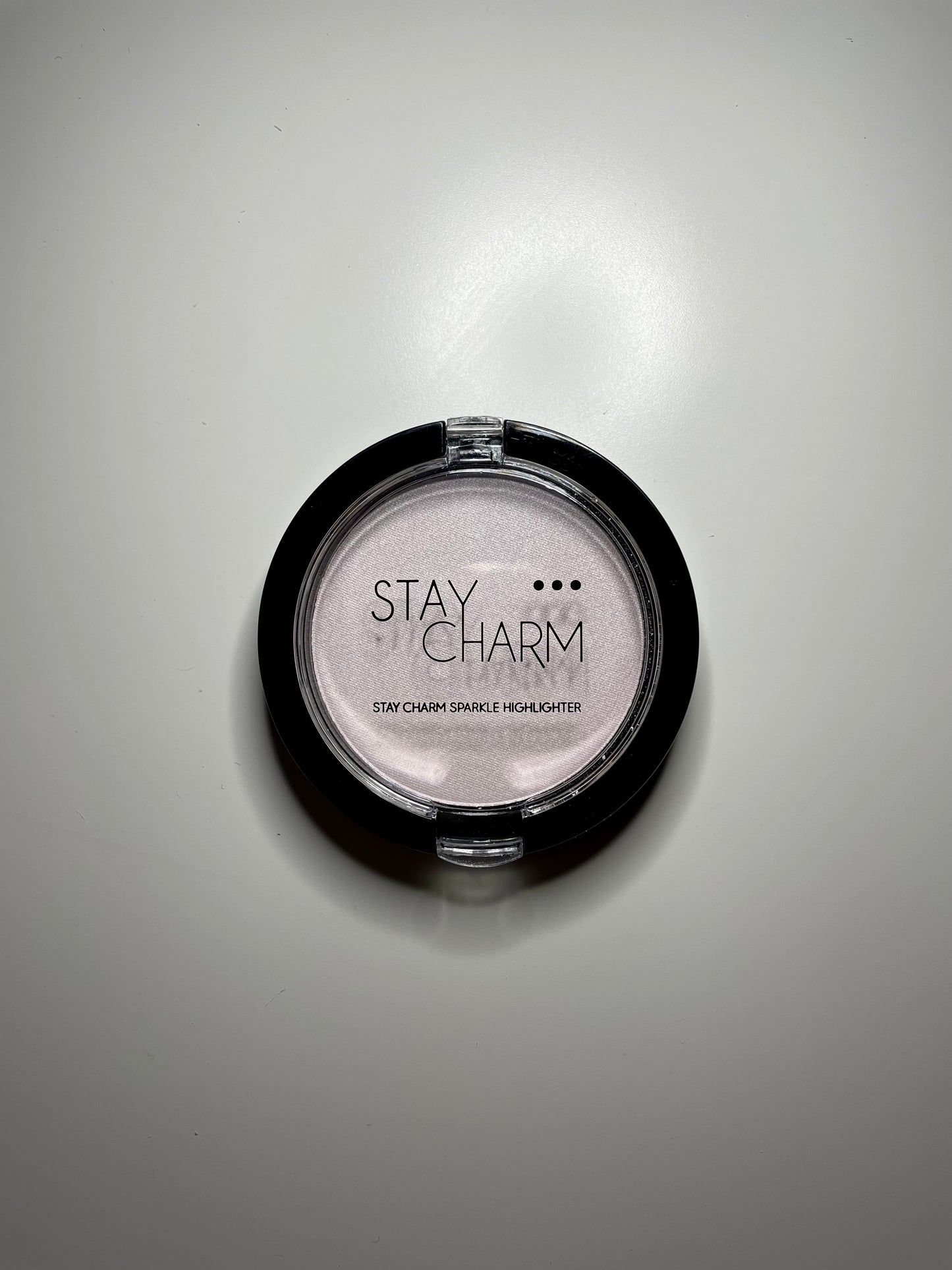 Stay Charm  sparkle highlighter（04 Chic)