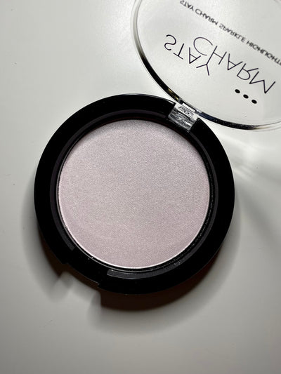 Stay Charm  sparkle highlighter（04 Chic)